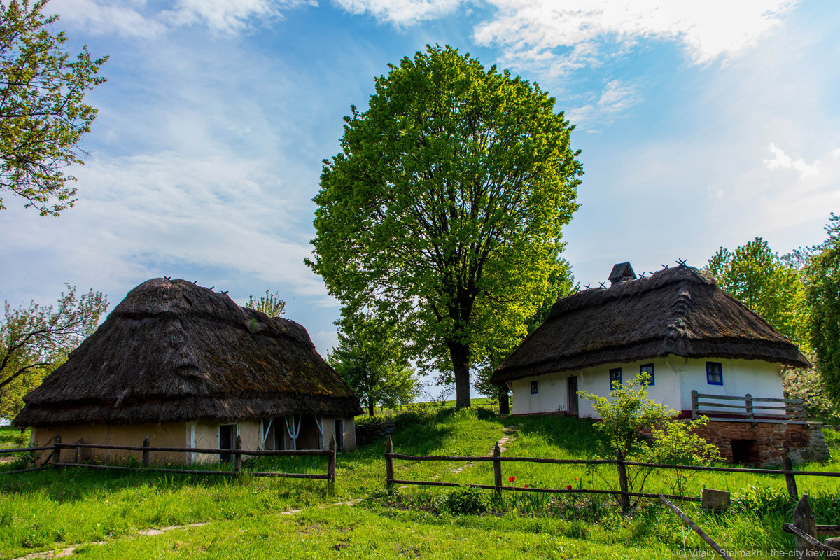 ЕКСКУРСІЯ В ПИРОГОВО - МУЗЕЙ ПІД ВІДКРИТИМ НЕБОМ